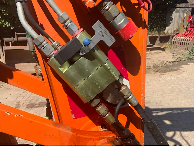 2007 hitachi zx 160w banden graafmachine met abl s60 draaikantelstuk en gripcassette - afbeelding 29 van  56