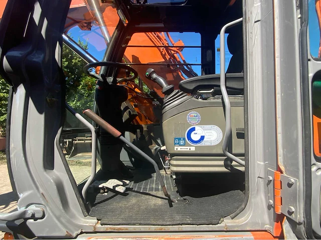 2007 hitachi zx 160w banden graafmachine met abl s60 draaikantelstuk en gripcassette - afbeelding 56 van  56