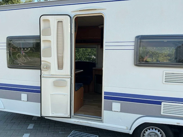 2007 hobby kmfe 650 caravan - afbeelding 15 van  47