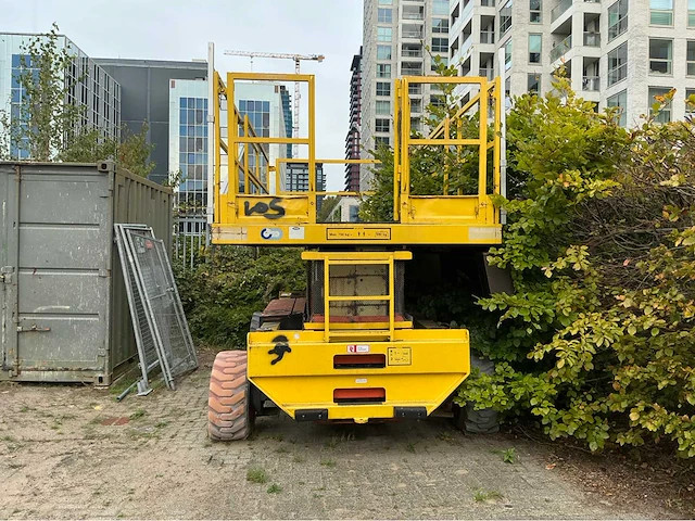 2007 holland lift q135el24 hoogwerker - afbeelding 12 van  27