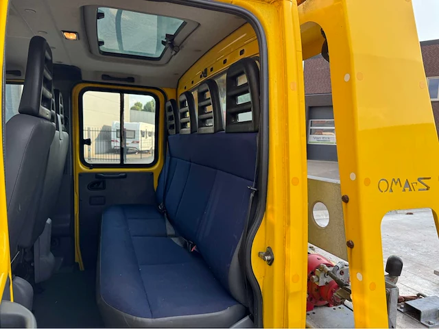 2007 iveco 65c18 bergingswagen / auto transporter / takelwagen bedrijfswagen - afbeelding 30 van  44