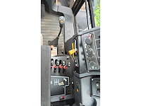 2007 jcb fastrac 2140 hmv vierwielaangedreven landbouwtractor - afbeelding 13 van  26