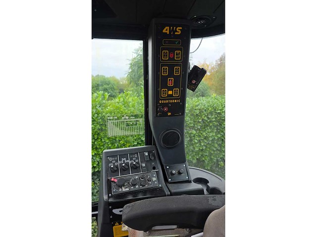 2007 jcb fastrac 2140 hmv vierwielaangedreven landbouwtractor - afbeelding 16 van  26