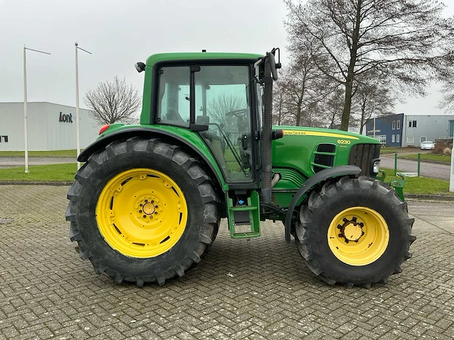 2007 john deere 6230 vierwielaangedreven landbouwtractor - afbeelding 34 van  37
