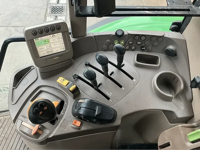 2007 john deere 6430 vierwielaangedreven landbouwtractor - afbeelding 18 van  37