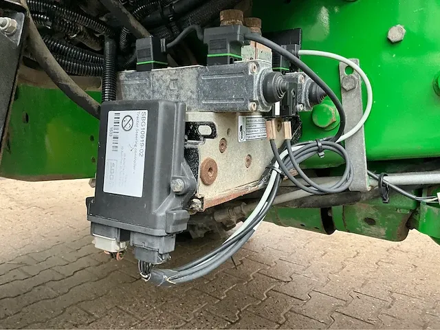 2007 john deere 6430 vierwielaangedreven landbouwtractor - afbeelding 21 van  37