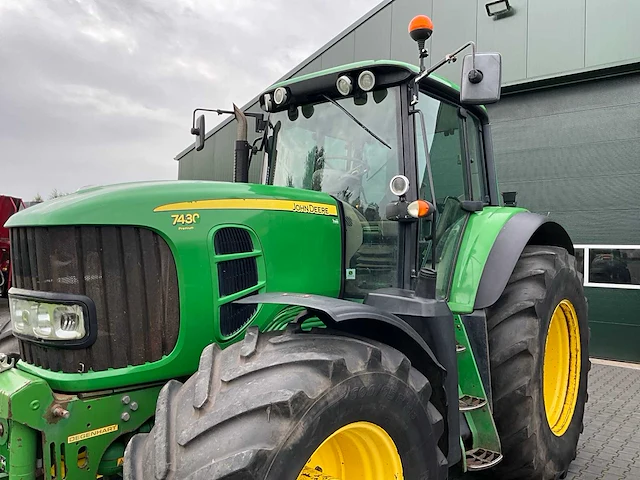 2007 john deere 7430 vierwielaangedreven landbouwtractor - afbeelding 2 van  38