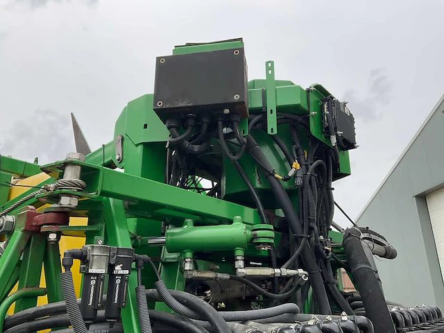 2007 john deere 840 getrokken veldspuit - afbeelding 11 van  36