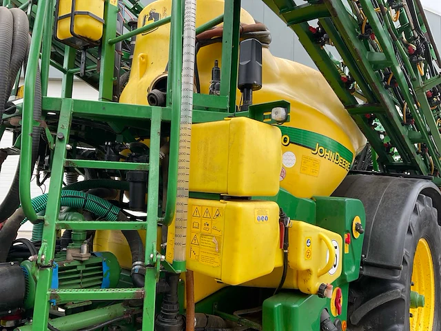 2007 john deere 840 getrokken veldspuit - afbeelding 19 van  36