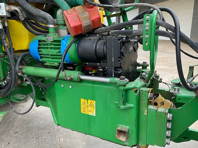 2007 john deere 840 getrokken veldspuit - afbeelding 36 van  36