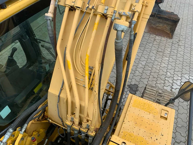 2007 komatsu 210 rupsgraafmachine - afbeelding 18 van  59