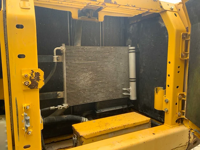 2007 komatsu 210 rupsgraafmachine - afbeelding 21 van  59