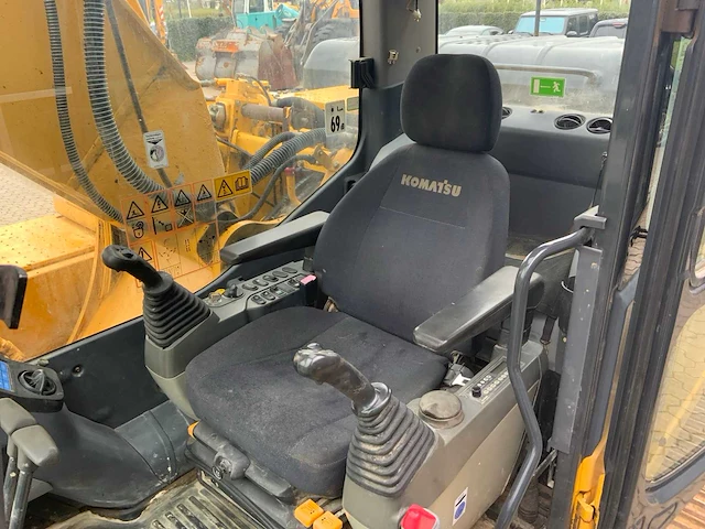 2007 komatsu 210 rupsgraafmachine - afbeelding 25 van  59