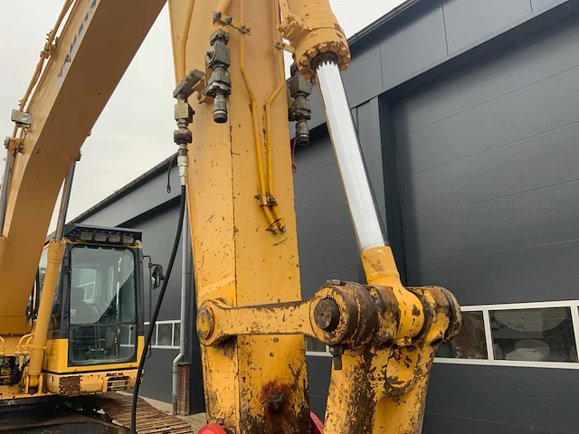 2007 komatsu 210 rupsgraafmachine - afbeelding 47 van  59