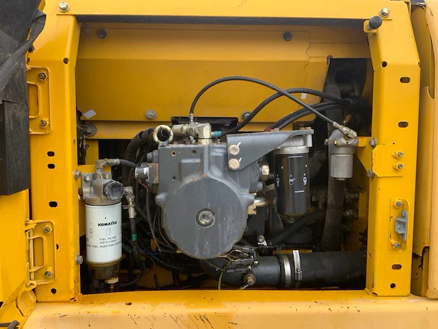 2007 komatsu 210 rupsgraafmachine - afbeelding 49 van  59