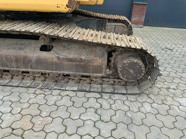 2007 komatsu 210 rupsgraafmachine - afbeelding 57 van  59