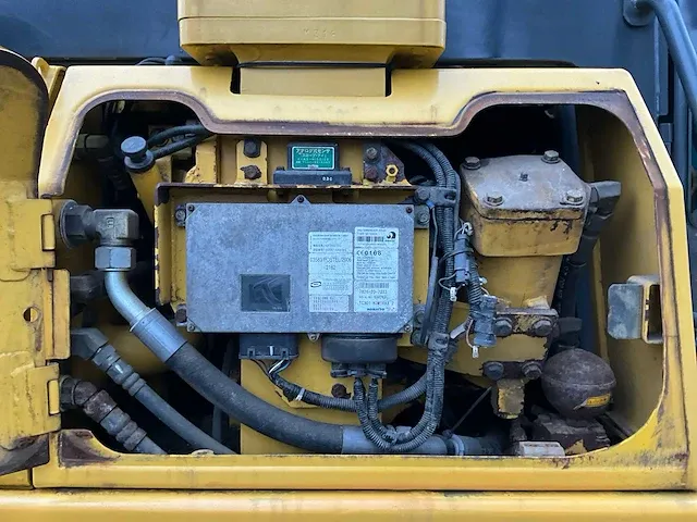 2007 komatsu d65px-15eo bulldozer - afbeelding 10 van  31