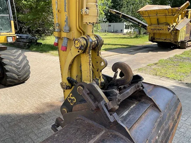 2007 komatsu pw140-7 banden graafmachine - afbeelding 3 van  35