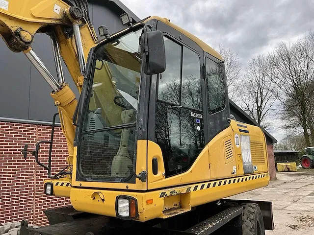 2007 komatsu pw160-7eo banden graafmachine - afbeelding 4 van  32