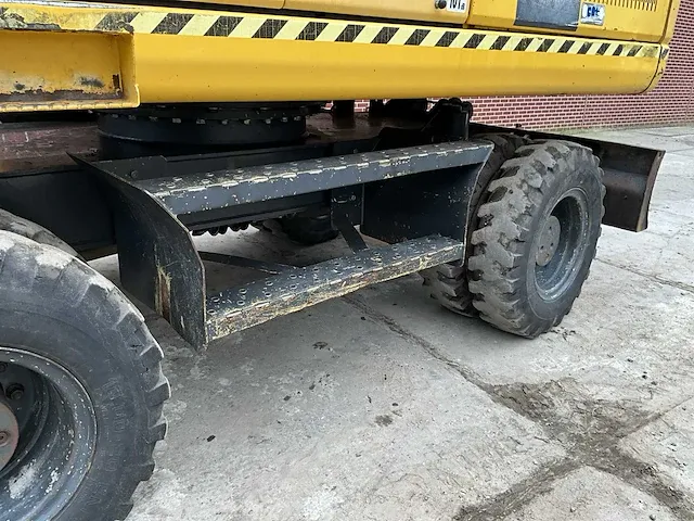 2007 komatsu pw160-7eo banden graafmachine - afbeelding 5 van  32
