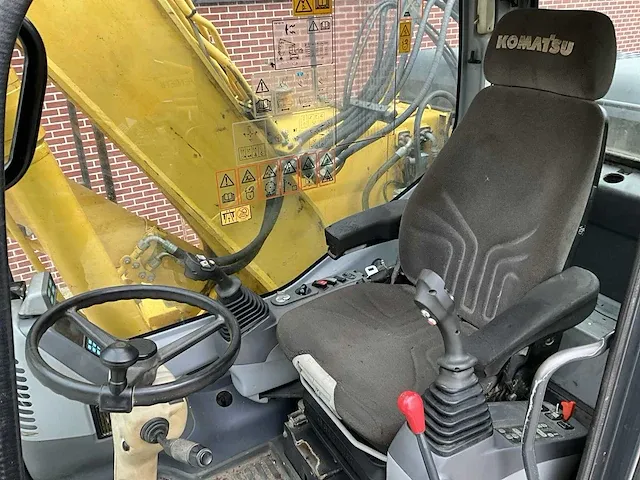 2007 komatsu pw160-7eo banden graafmachine - afbeelding 6 van  32
