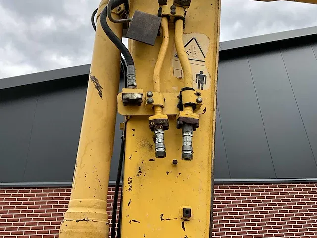 2007 komatsu pw160-7eo banden graafmachine - afbeelding 24 van  32