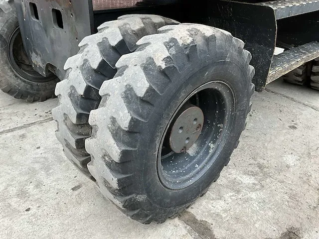 2007 komatsu pw160-7eo banden graafmachine - afbeelding 28 van  32