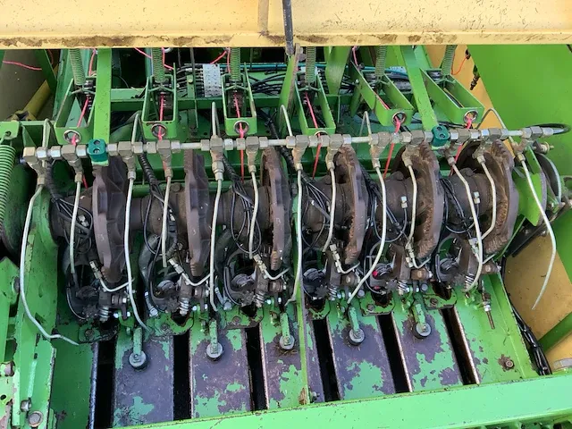 2007 krone 1270 xc multi-bale groot pakpers - afbeelding 21 van  41