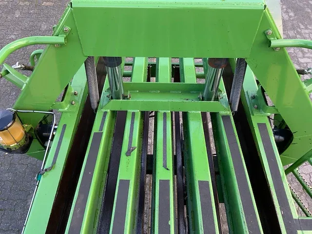 2007 krone 1270 xc multi-bale groot pakpers - afbeelding 26 van  41