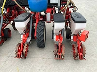 2007 kuhn planter 2 maiszaaimachine - afbeelding 8 van  26