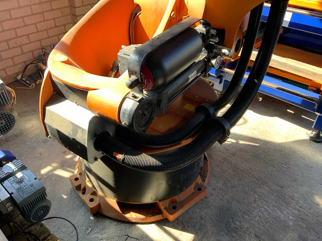 2007 kuka kr 500 l 340-2 industriële robot - afbeelding 2 van  16