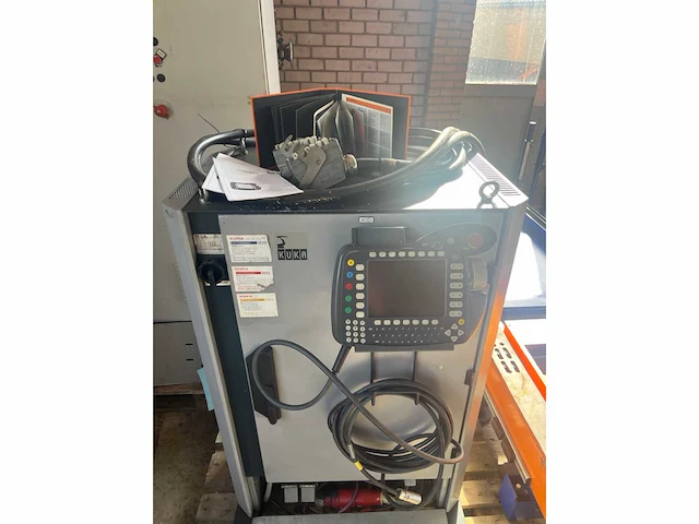 2007 kuka kr 500 l 340-2 industriële robot - afbeelding 11 van  16