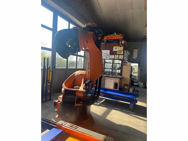 2007 kuka kr 500 l 340-2 industriële robot - afbeelding 13 van  16