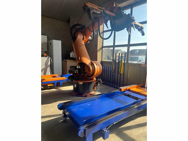 2007 kuka kr 500 l 340-2 industriële robot - afbeelding 15 van  16