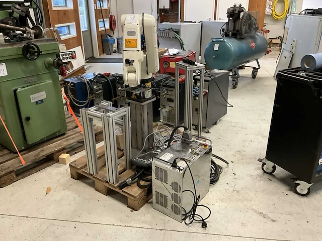 2007 kuka system kr5 robotarm - afbeelding 1 van  9