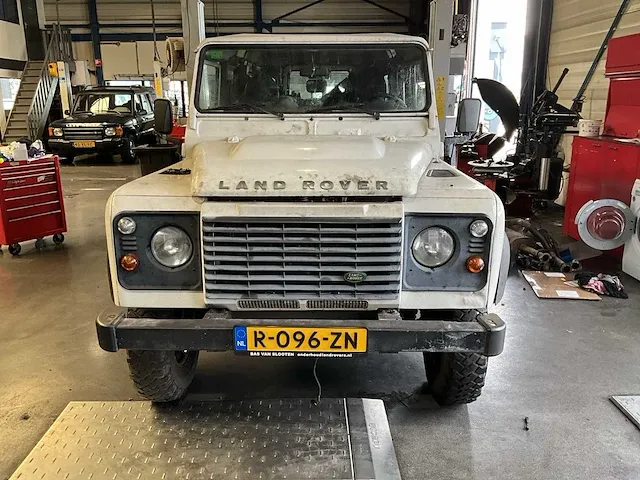 2007 land rover defender project, r-096-zn - afbeelding 7 van  14