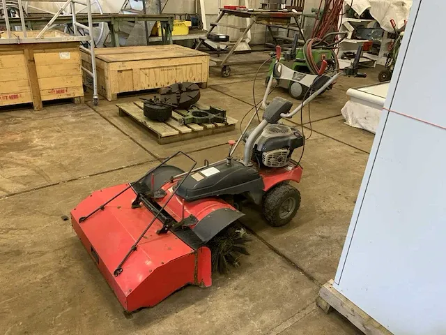 2007 lanisto gs80v-k zelfrijdende veegmachine - afbeelding 3 van  8