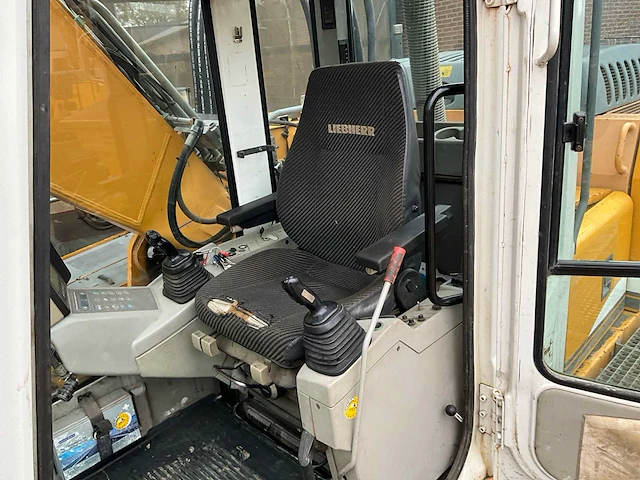 2007 liebherr r924b litronic hdsl rupsgraafmachine - afbeelding 22 van  56