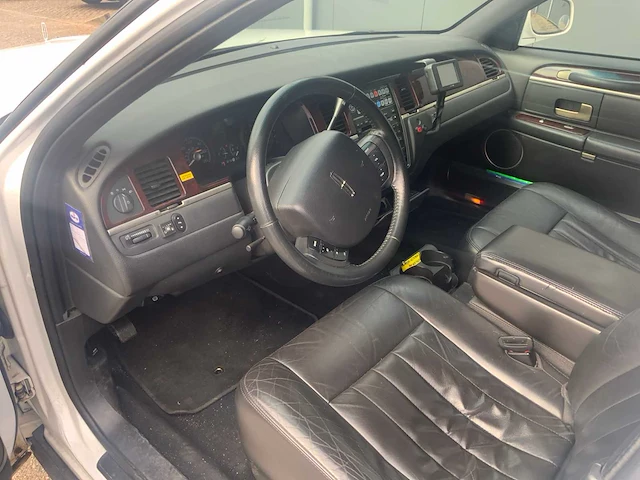 2007 lincoln town car executive limousine - afbeelding 25 van  63