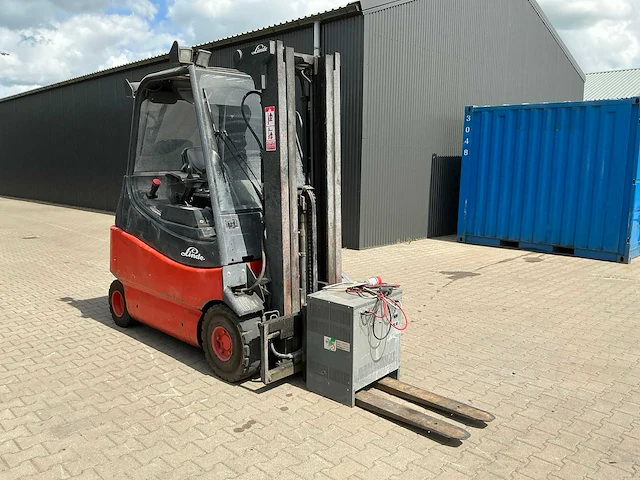 2007 linde e25 vorkheftruck - afbeelding 12 van  31