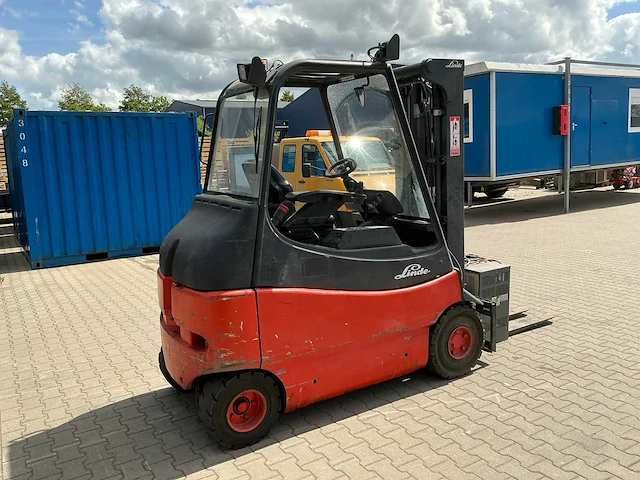 2007 linde e25 vorkheftruck - afbeelding 28 van  31