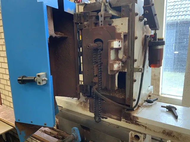 2007 masterwood om 340 kettingfreesmachine - afbeelding 5 van  10