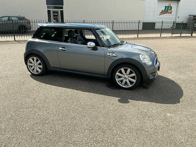 2007 mini cooper 1.6 s personenauto - afbeelding 2 van  24