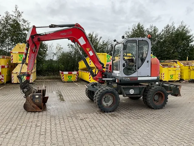 2007 neuson 9503 wd banden graafmachine - afbeelding 1 van  43