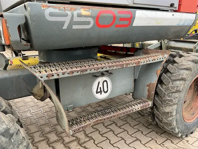 2007 neuson 9503 wd banden graafmachine - afbeelding 19 van  43