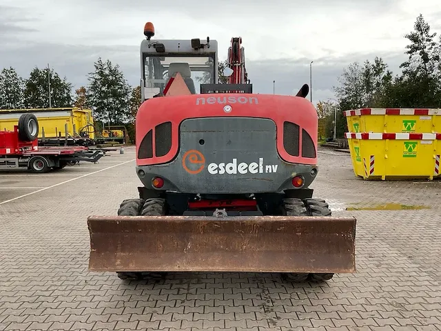 2007 neuson 9503 wd banden graafmachine - afbeelding 34 van  43