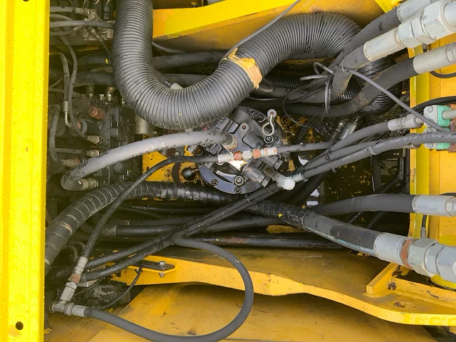 2007 new holland e 215b rupsgraafmachine - afbeelding 10 van  45
