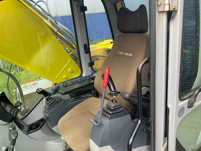 2007 new holland e 215b rupsgraafmachine - afbeelding 30 van  45
