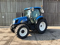 2007 new holland t6010 plus vierwielaangedreven landbouwtractor - afbeelding 1 van  32