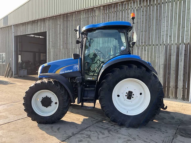 2007 new holland t6010 plus vierwielaangedreven landbouwtractor - afbeelding 31 van  32